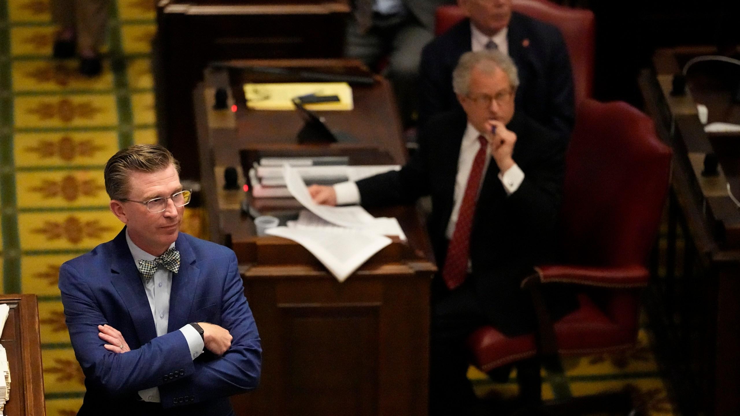 Tennessee lawmakers pass bill to allow armed teachers, a year ...