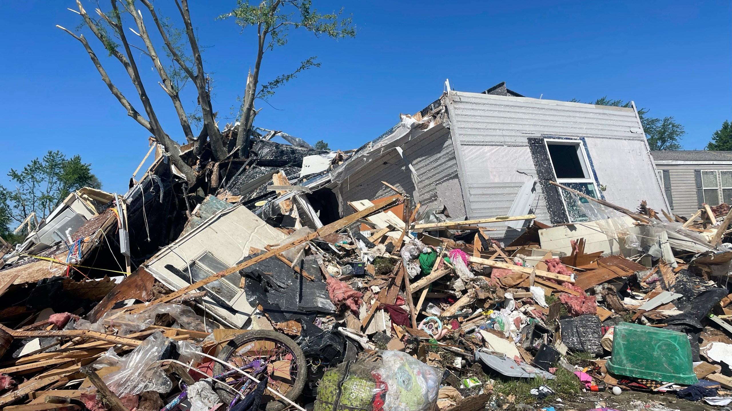 Powerful storms kill 3 as tornadoes tear through central and ...