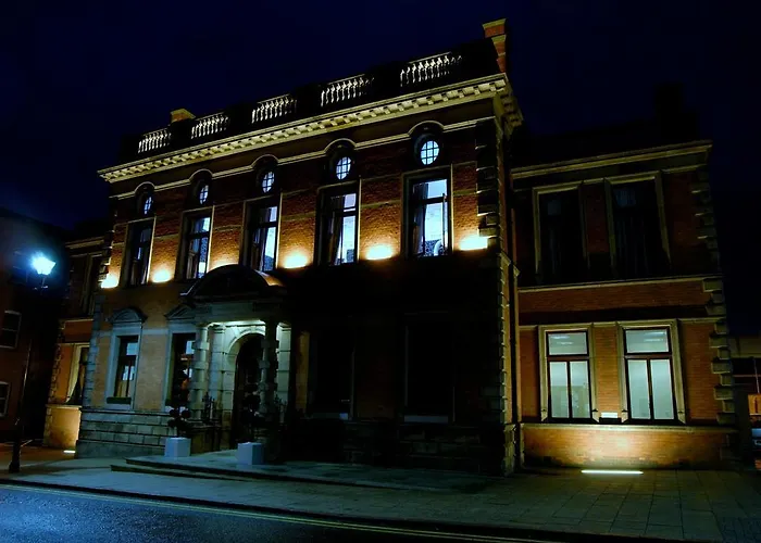 Best Hotels in Central Derby for Travelers