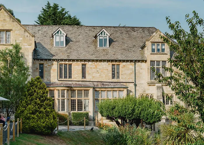 Cheap Hotels in Truro, Cornwall: Where to Stay Without Breaking the Bank