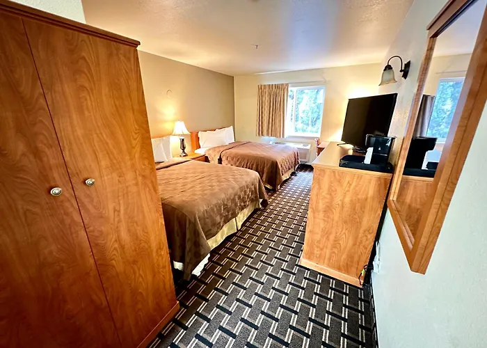 Top Hotels in Kellogg