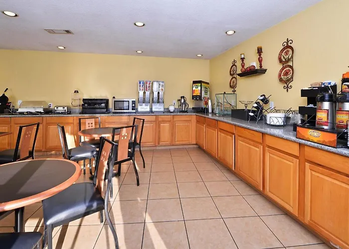 Unbeatable Las Vegas Hotels Near Convention Center