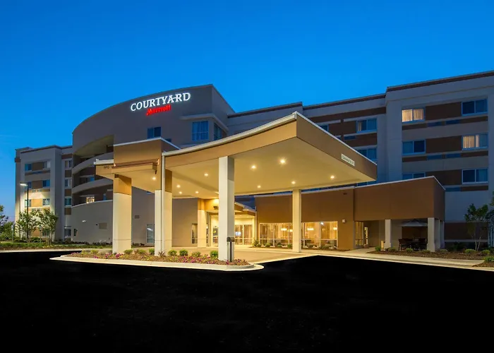 Discover the Best Hotels Near Columbus Airport Offering Shuttle Service