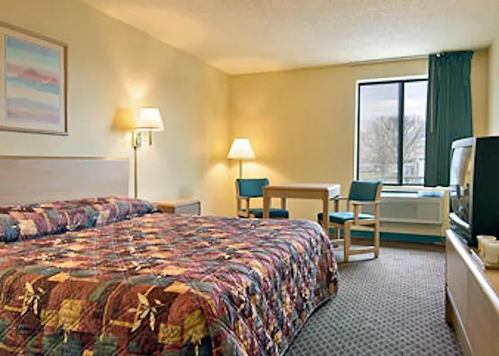 Top Hotels in Lansing IL for a Cozy Midwest Stay